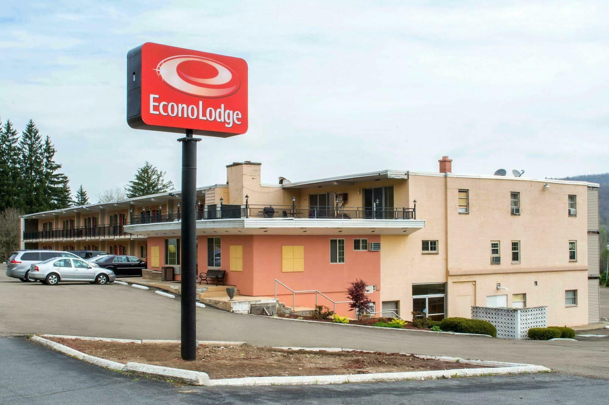 Econo Lodge Hotel Bradford Exterior foto